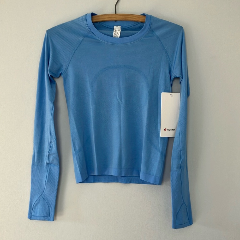 lululemon athletica Women's Blue Long Sleeve Top